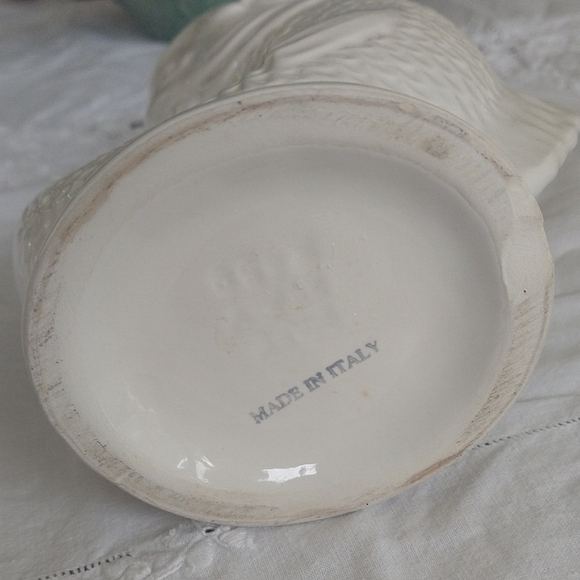 White creamware Ceramic Fish Vase made in Italy - Picture 2 of 8